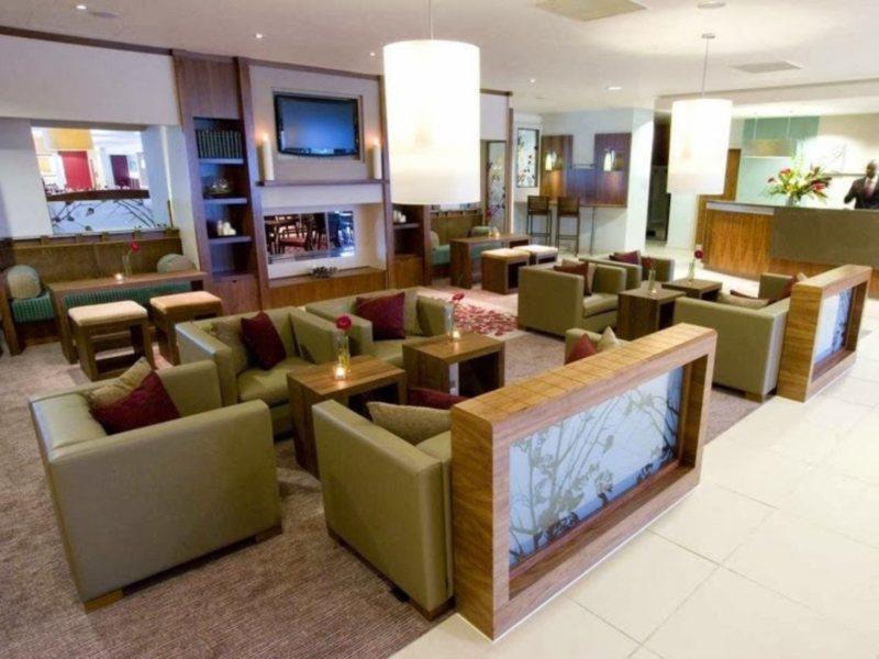 Hilton Garden Inn Luton North Exterior foto
